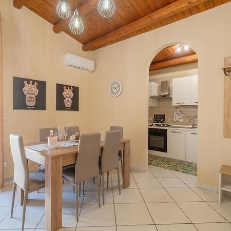 Le Tre Pigne Floridia Exterior foto